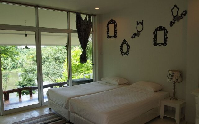 Chom Kwai Lae Dao Resort