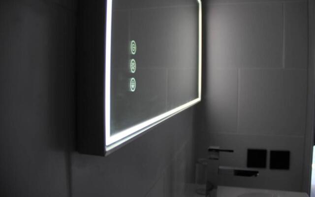 Disneyland Paris New Studio Suite Design