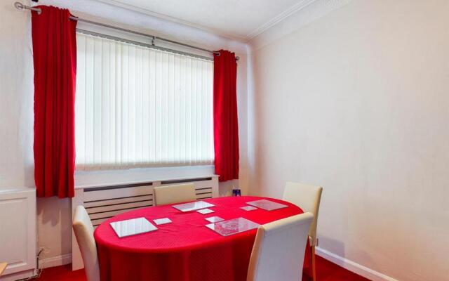 2BD City Centre Flat nr Anfield Stadium Liverpool