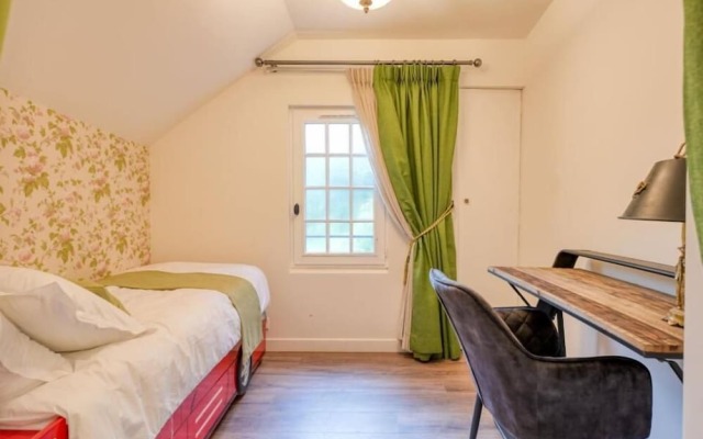 Le Petit Château De Barbizon