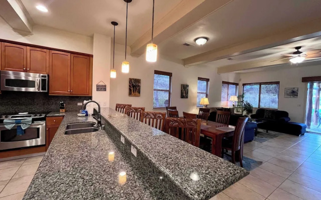 Mauna Lani Fairways Walk to the Beach!