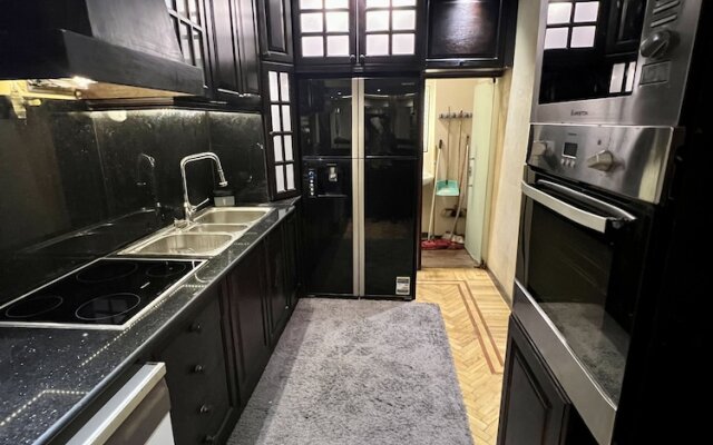 Rosa Black Baccara Suites W Gym