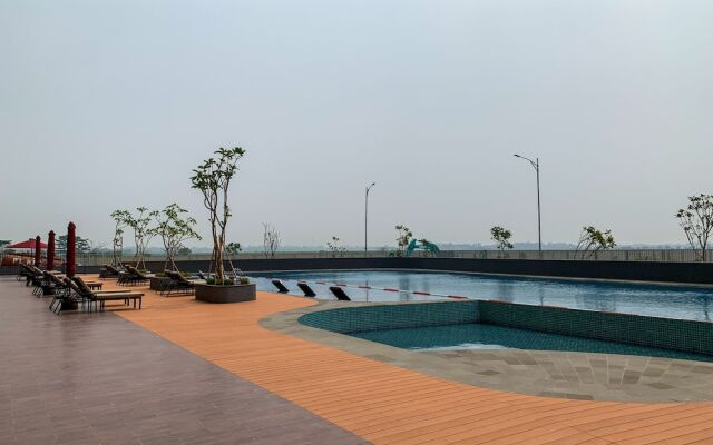 Nice And Elegant Studio At Osaka Riverview Pik 2 Apartment