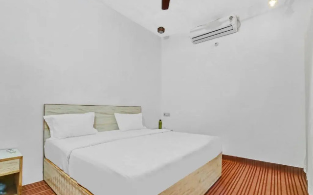 Hotel Larissa by OYO Rooms