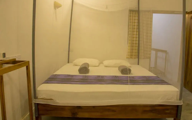 Dragonfly Inn Arugambay