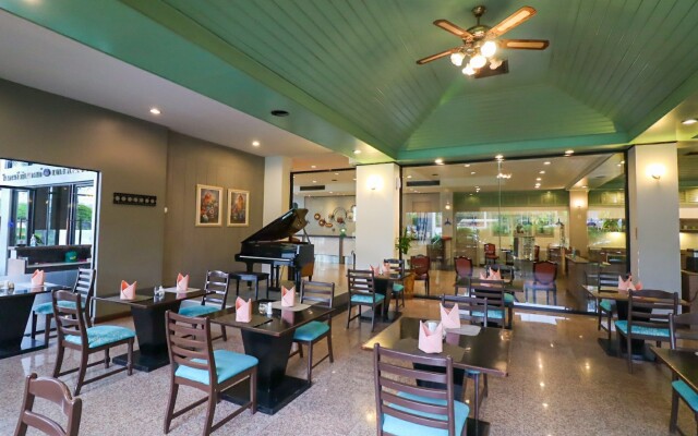 Hua Hin Grand Hotel And Plaza