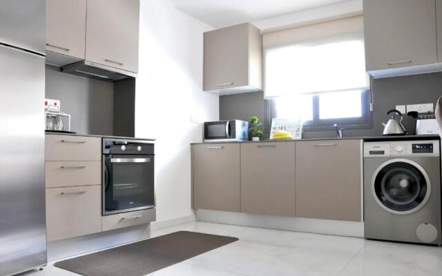 Zenobia Luxury City/Beach Apts No.1