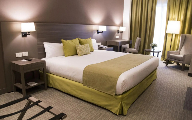 Hotel Land Plaza La Plata