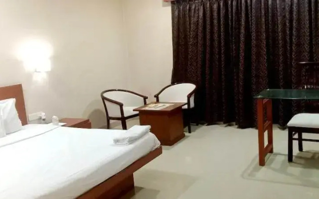 Hotel Grand Samdareeya - Jabalpur
