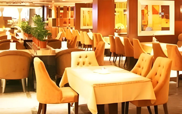 The Clipper Hotel