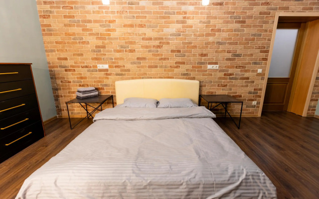 Апартаменты в загородном доме