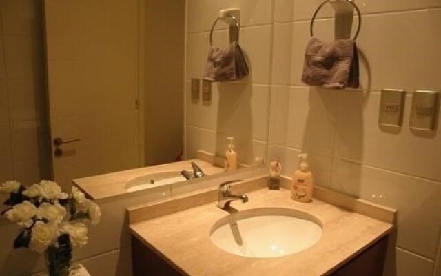 YQ Santiago Suites