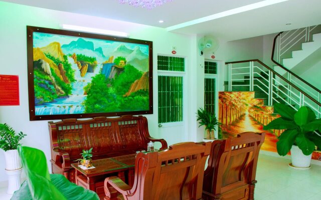 Dong Hai Hotel