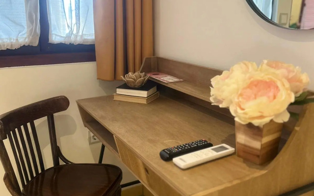LEON DORMIDO Room & Apartments