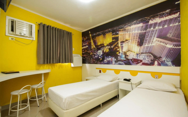Hotel Mirage