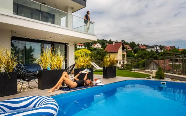 Lake Spirit Boutique Apartments