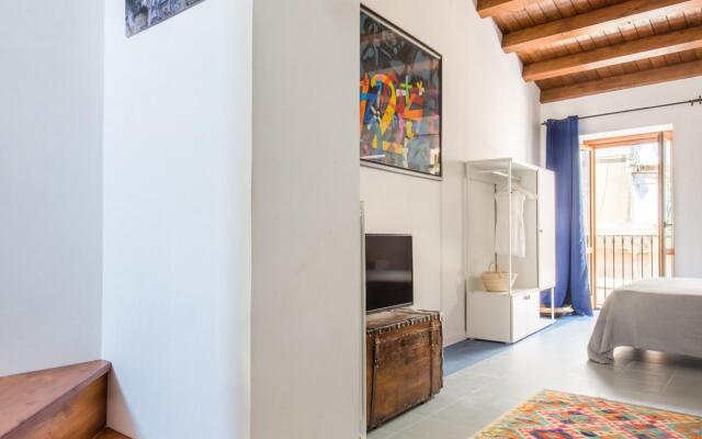 Casa Blu con Terrazza Alla Vucciria by Wonderful Italy