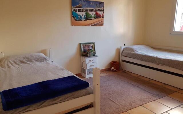 Hauzify I Apartaments Maritime