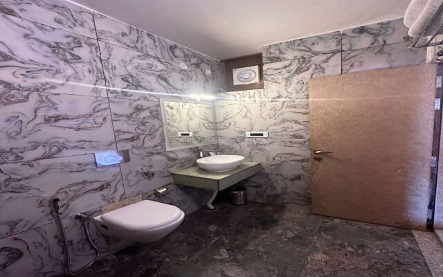 Mudras Grove Resort