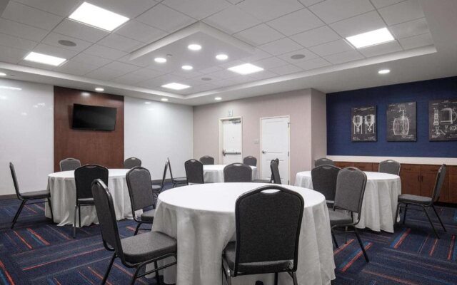 Hampton Inn by Hilton Green Bay Stadium