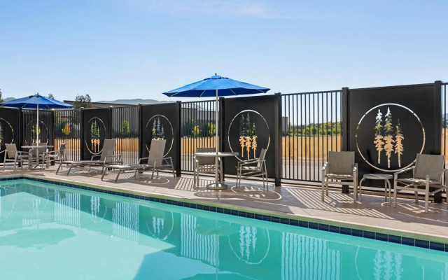 Holiday Inn Express And Suites Ukiah