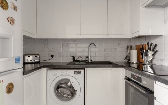 2 Bedroom Kilburn Flat