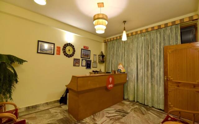 OYO 12735 The Manali Lodge