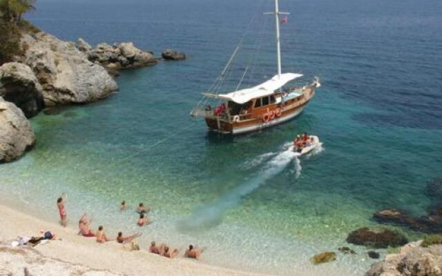 Samos Apart Pension