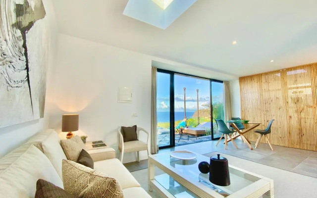 Casa Lava Luminosa y con Magníficas Vistas