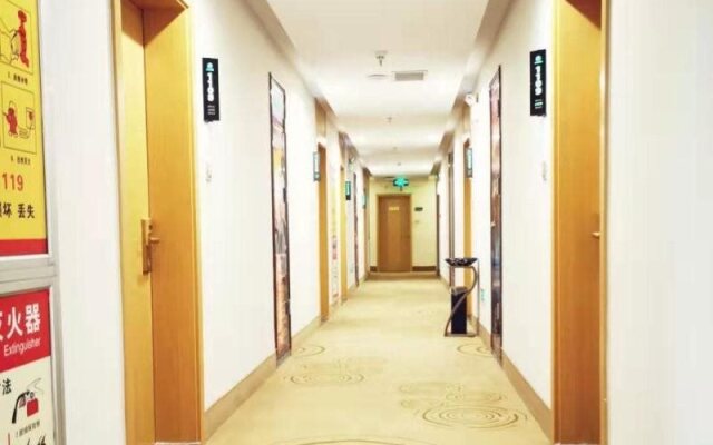GreenTree Inn Xining Jianguo Road Railway Station Express Hotel