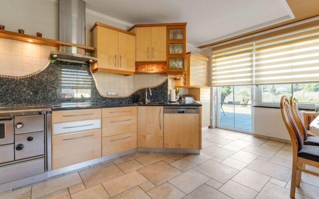 Holiday Home Near Lake