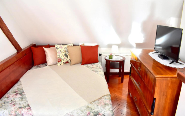 Old Town Konviktská - Bohemian Residence