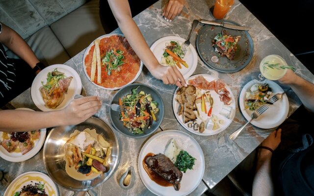 Tetra Hotel Autograph Collection