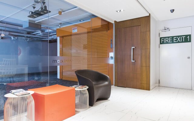 S Box Sukhumvit Hotel