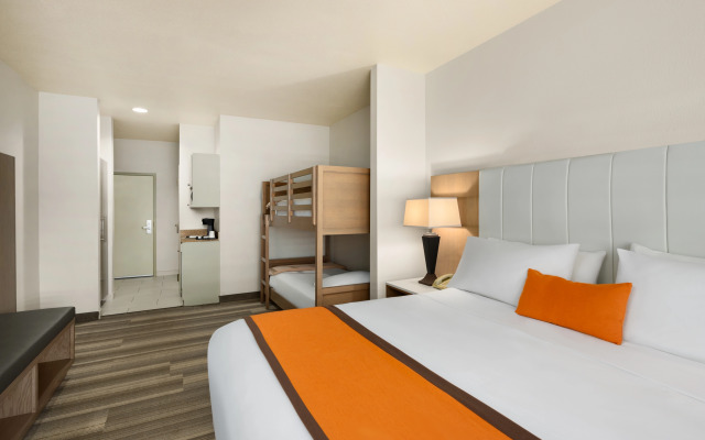 Hotel Marguerite, Trademark Collection by Wyndham