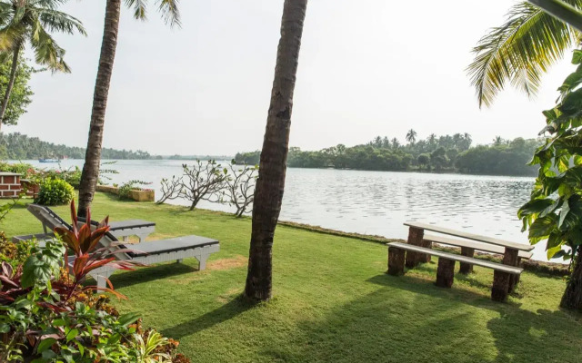 Luisa By the Sea SUITES & SEA FRONT ROOMS
