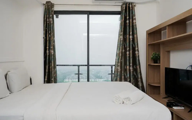 Elegant And Comfortable Studio Sky House Bsd Apartment