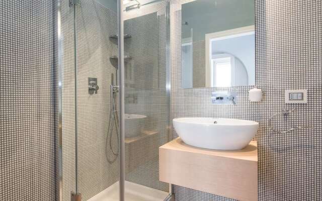 Barberini Enchanting Terrace Apartment