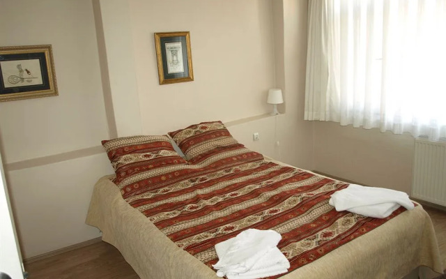 Midilli Art Family Apartment