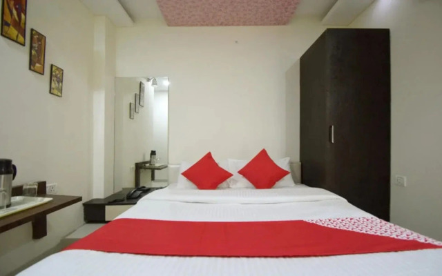 The Royal Inn by OYO Rooms