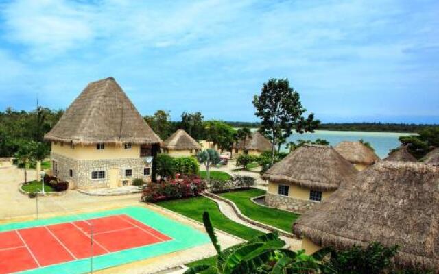 Bacalar Lagoon Resort