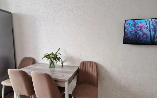 Flatirini (Флатирини) на проспекте Героев Отечества