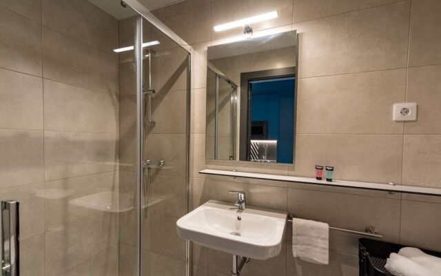 Residencia Universitaria Resa San Mamés - Campus Accomodation