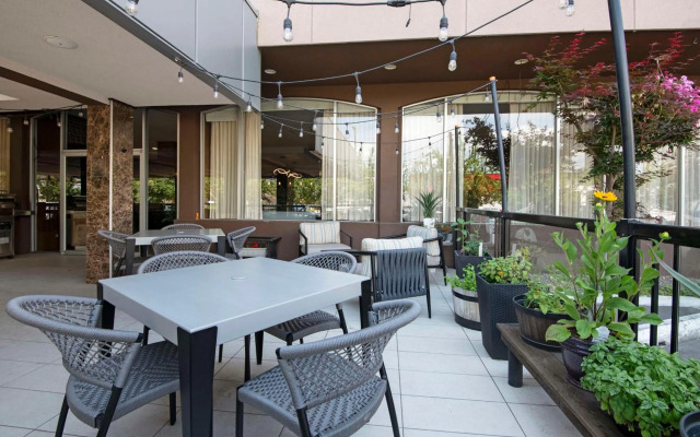 Doubletree by Hilton Hotel Kamloops
