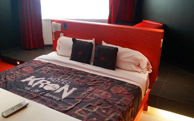 Love Hotel Kron