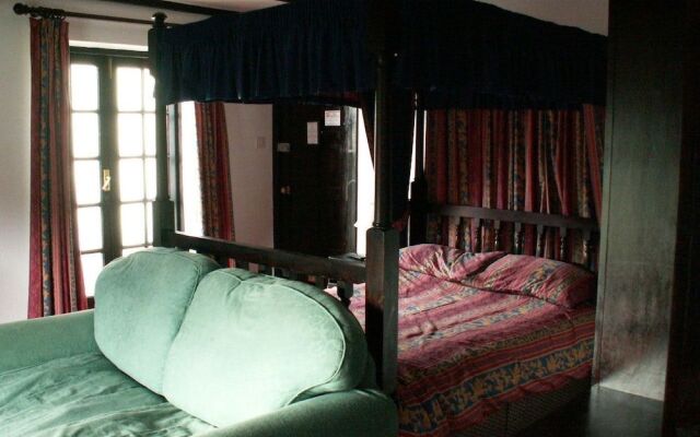 The Sloop Inn