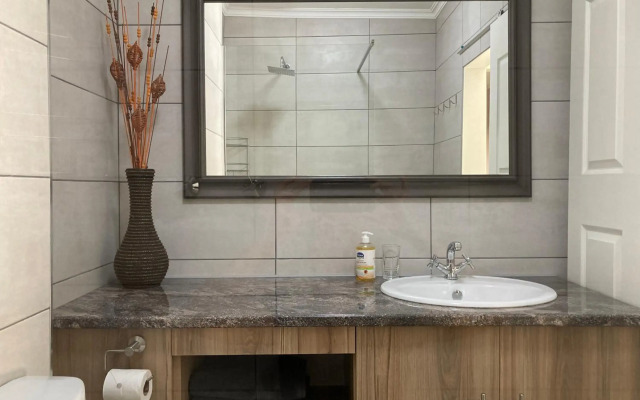The Bridge 19 - Self Catering