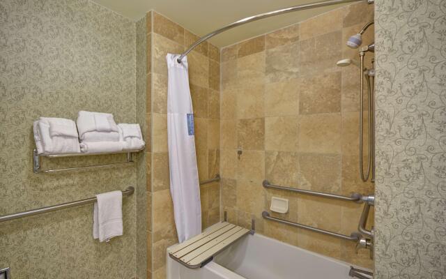 Hampton Inn & Suites Savannah Historic District