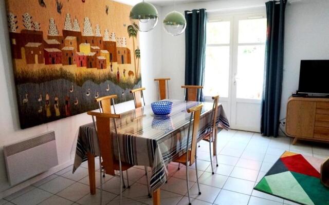 Villa La Couarde sur Mer 6 pièces 6 personnes FR 1 258 98