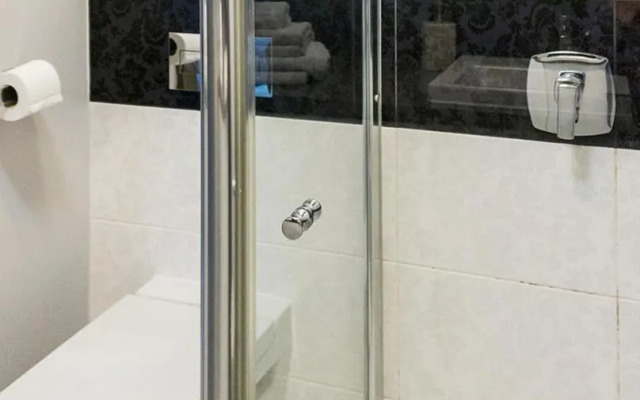 Apartament 208